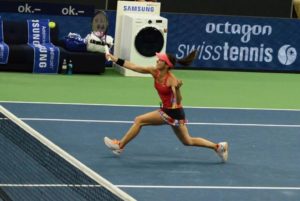 Martina Hingis hits a forehand volley