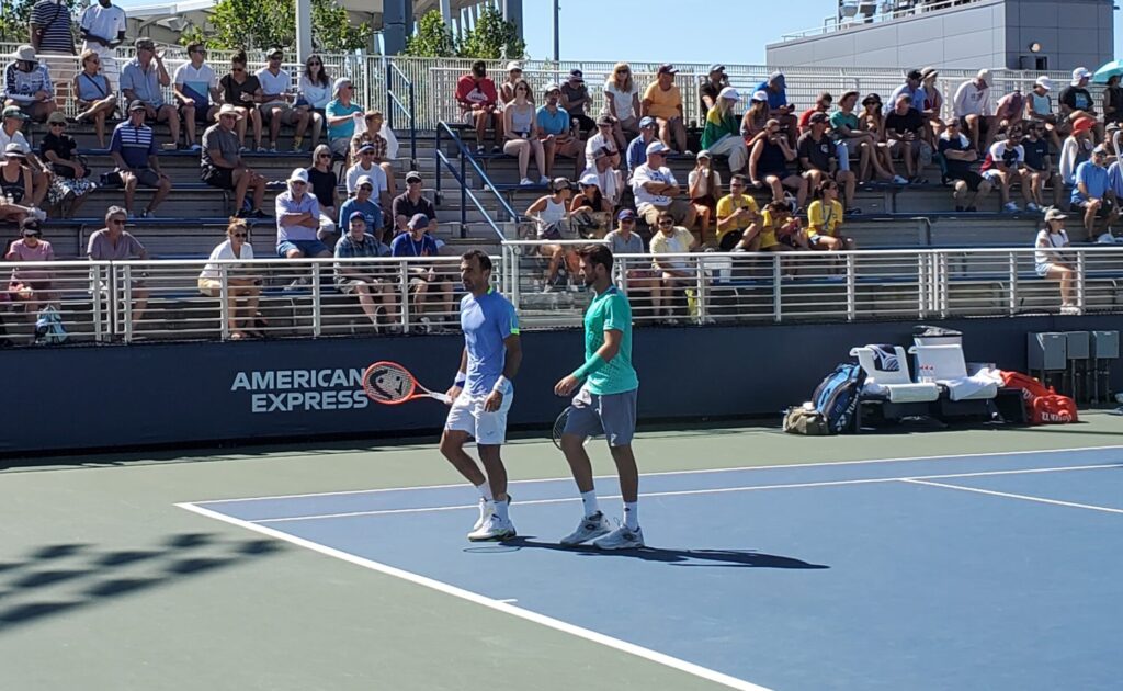 Austin Krajicek and Ivan Dodig playing doubles