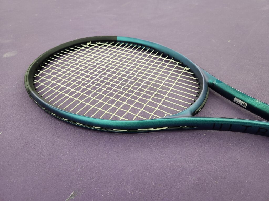 Wilson Ultra v4 racquet head