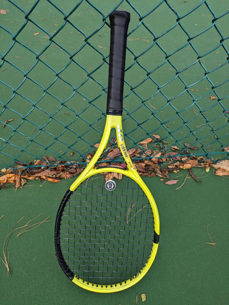Dunlop SX Tennis Racquet on tennis court