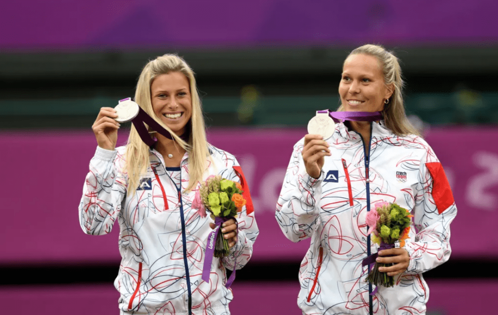 Andrea Sestini-Hlavackova and Lucie Hradecka win silver medal at 2012 Olympics in London