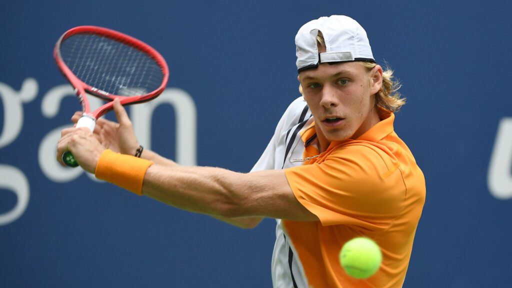 Professional men's tennis player, Denis Shapovalov, uses the Yonex Vcore. He has been a Top 10 player on the ATP Tour. 