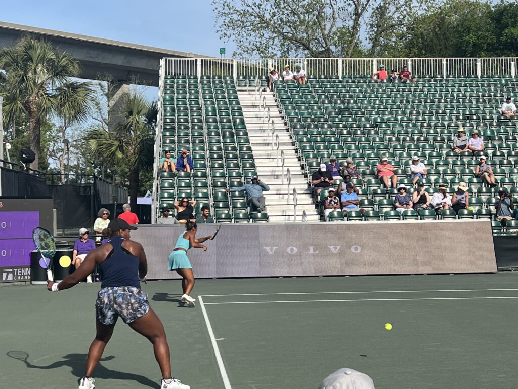 Taylor Townsend hits a forehand at Charleston Open