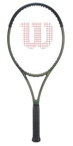 Wilson Blade 104 v8 tennis racquet