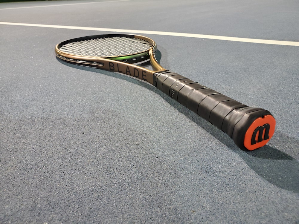 Wilson Blade v8 tennis racquet